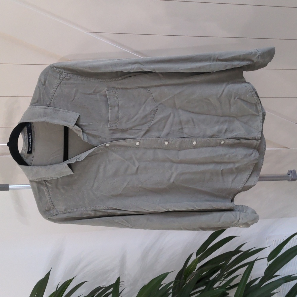 Calvin Klein olive medium button up shirt
